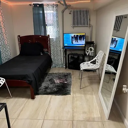 Semi-Luxury 2 Bedroom In Uptown Bronx Wakefield